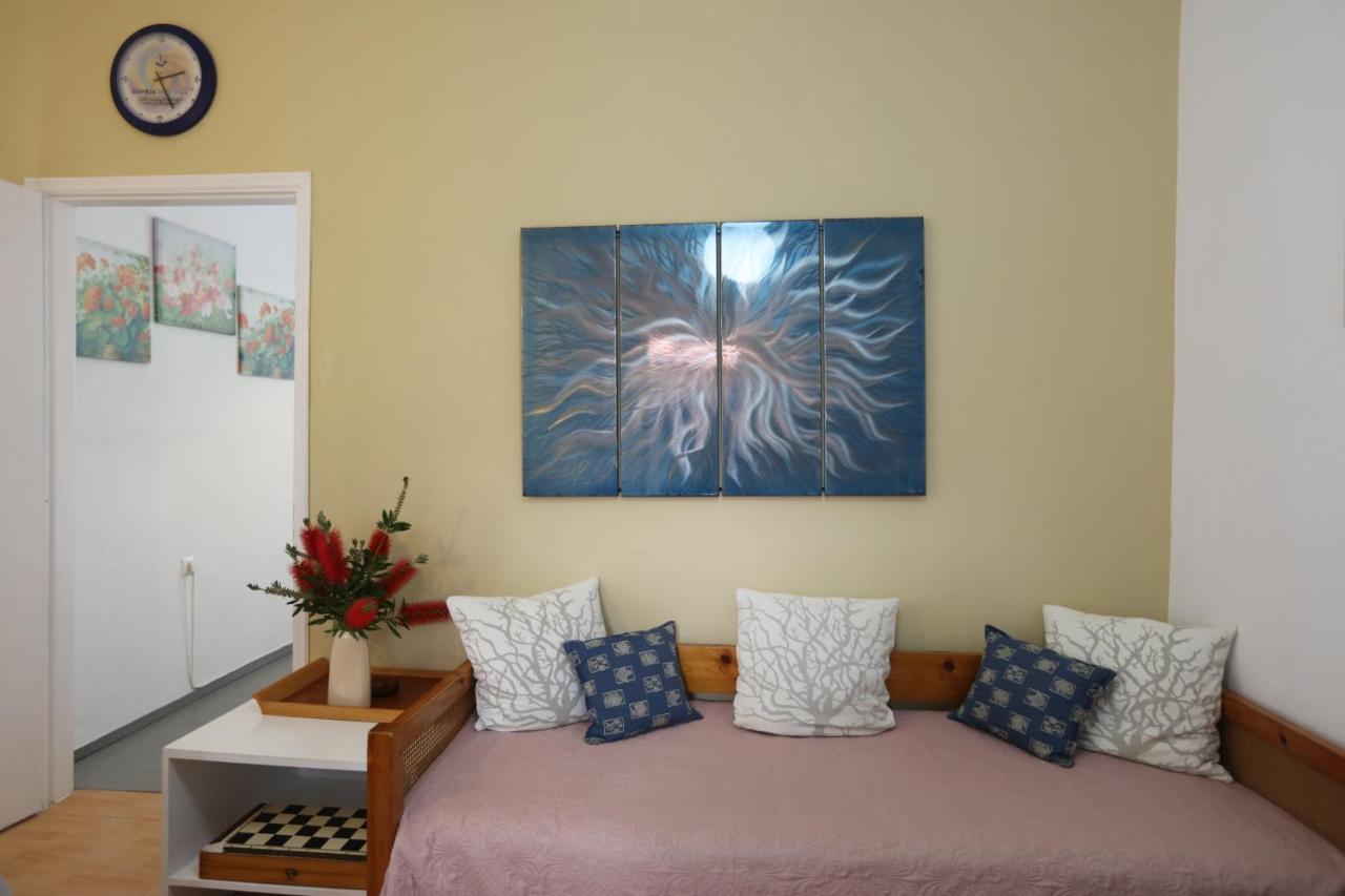 Bella Vista Apartment Batsi  Bagian luar foto